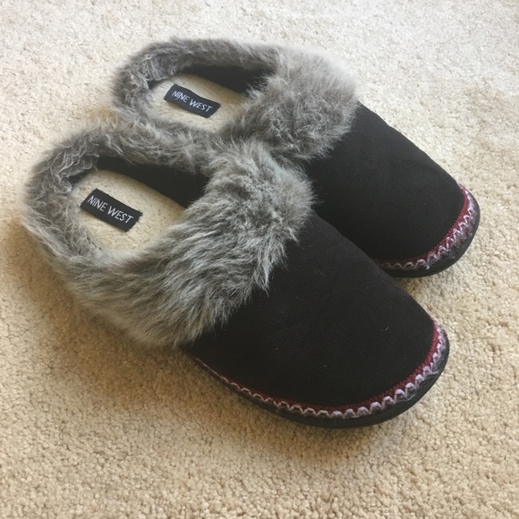 nine west slippers